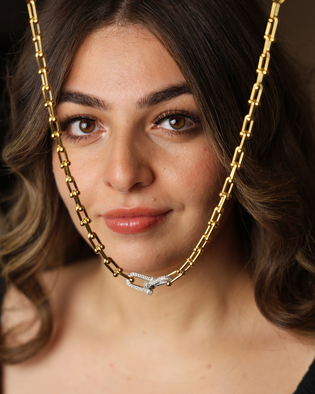 Gold link chain