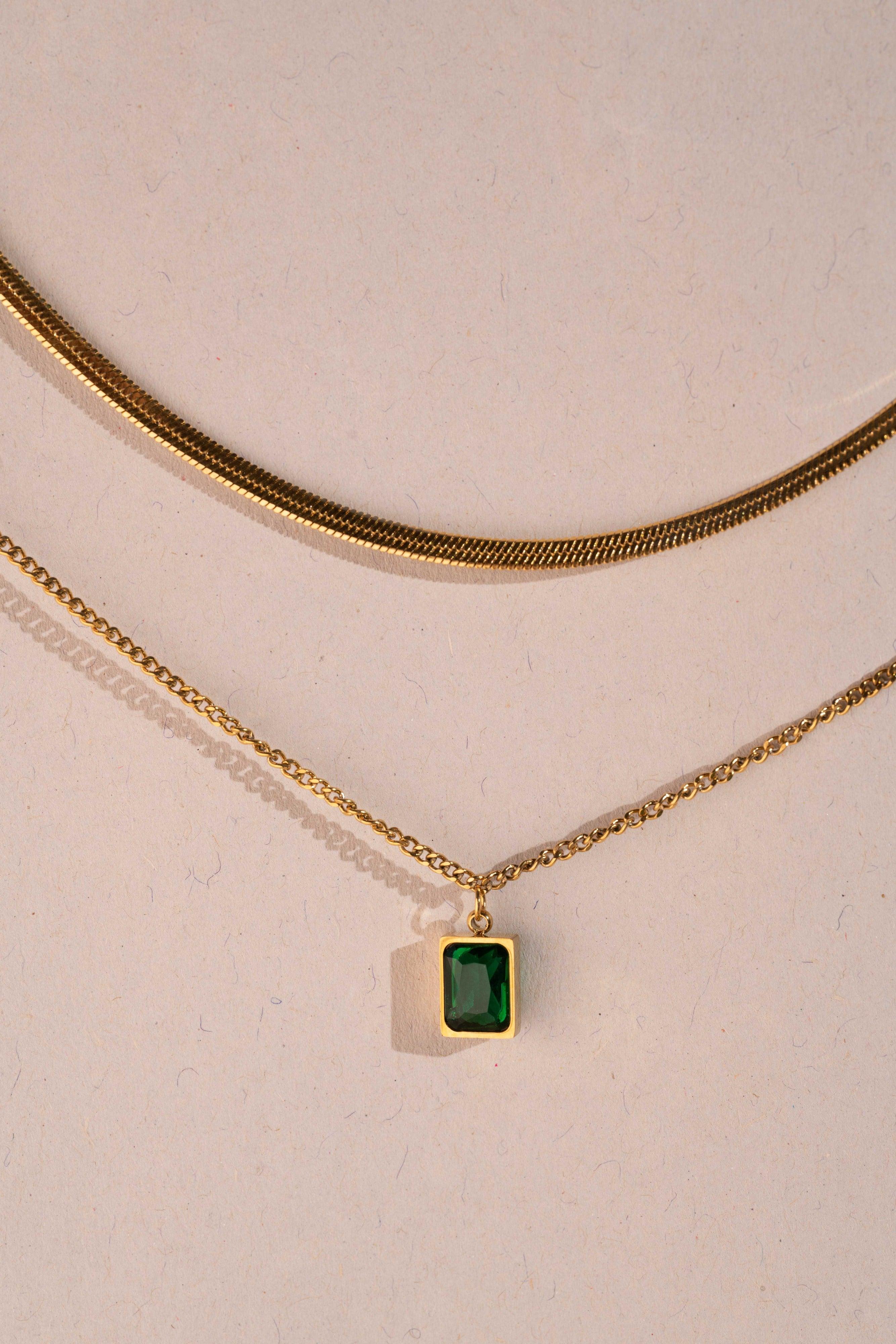 Green stone with snake Necklace - Yshmk