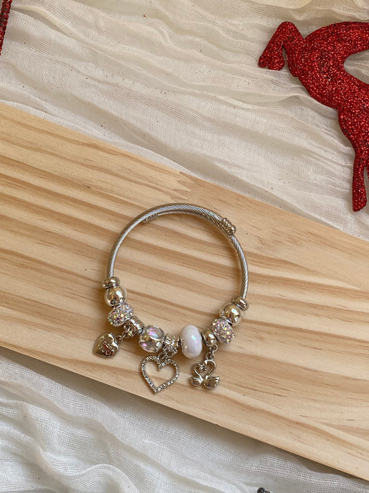 Silver pearl bangle