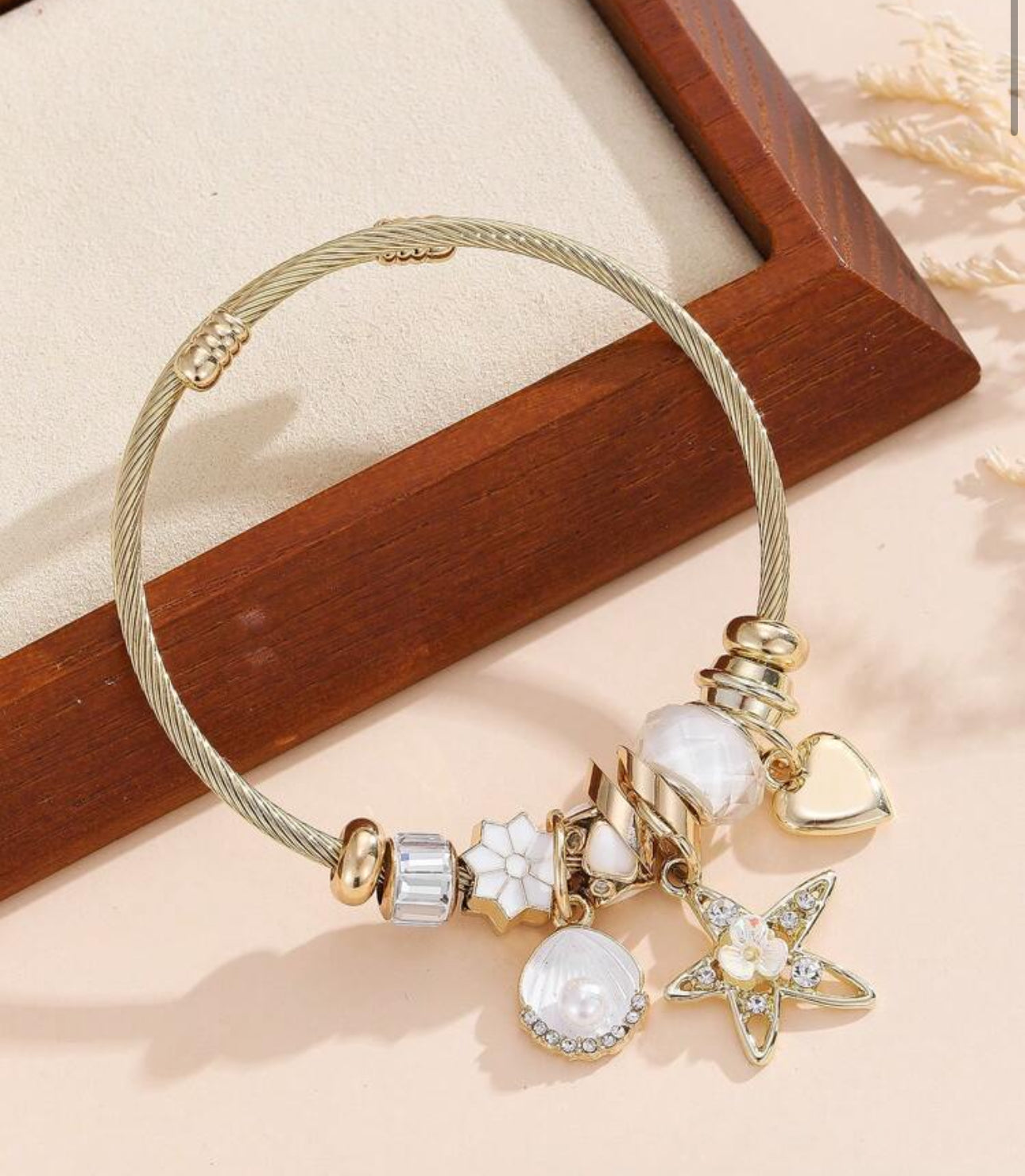 Starfish bangle