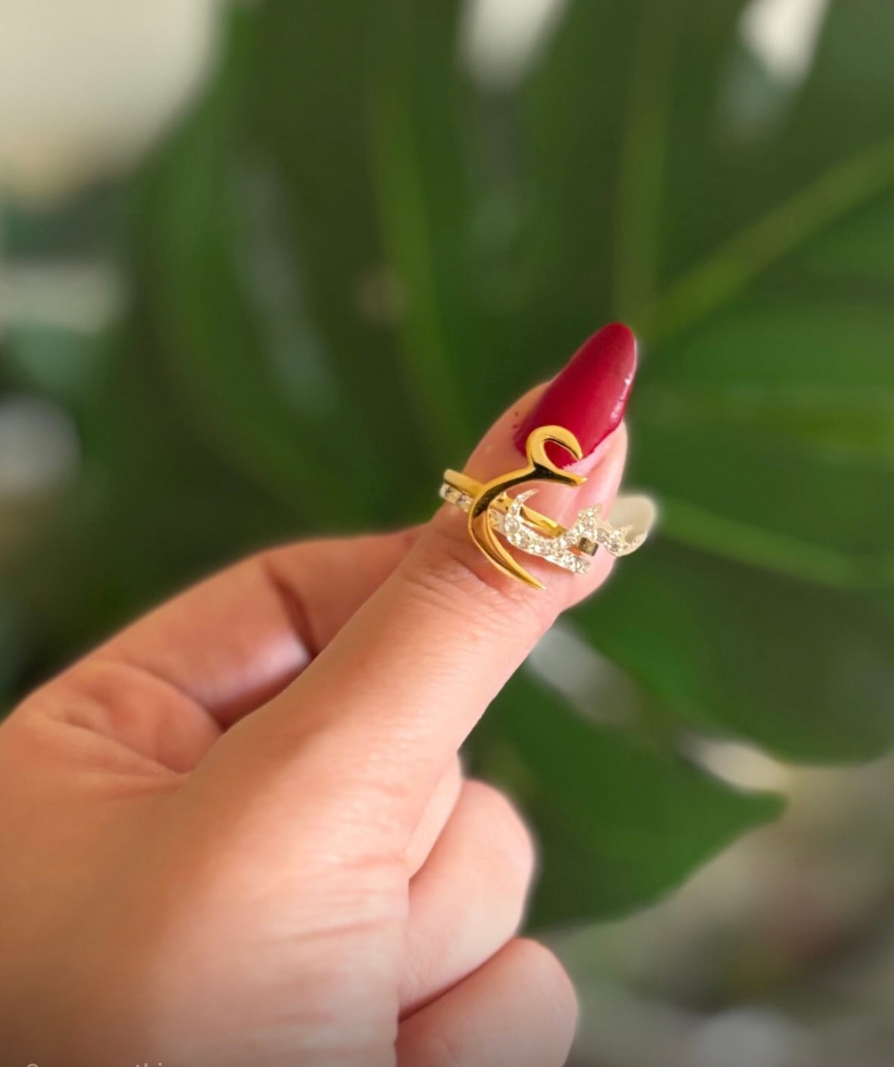 Letter ring