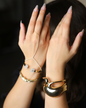 Minimalist hand chain