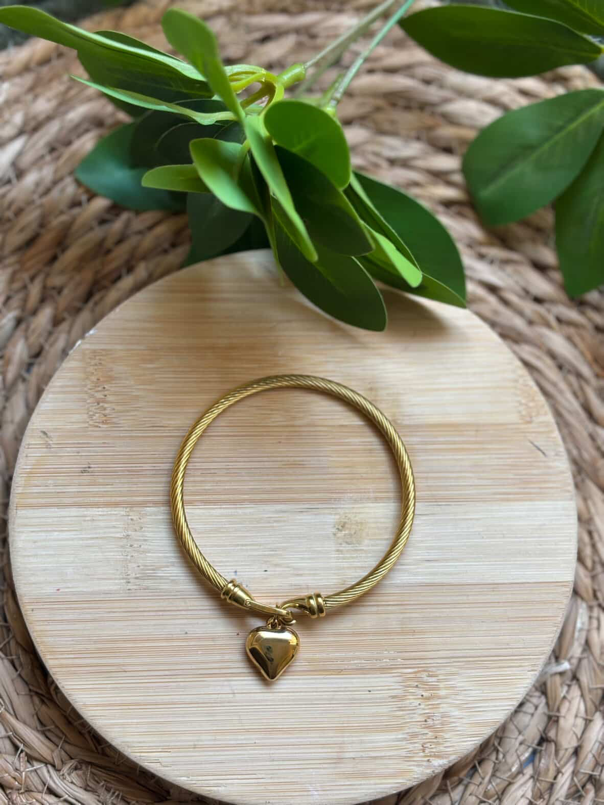 Simple heart bangle
