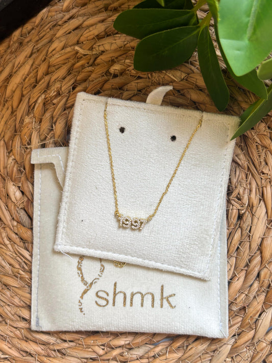 Date necklace