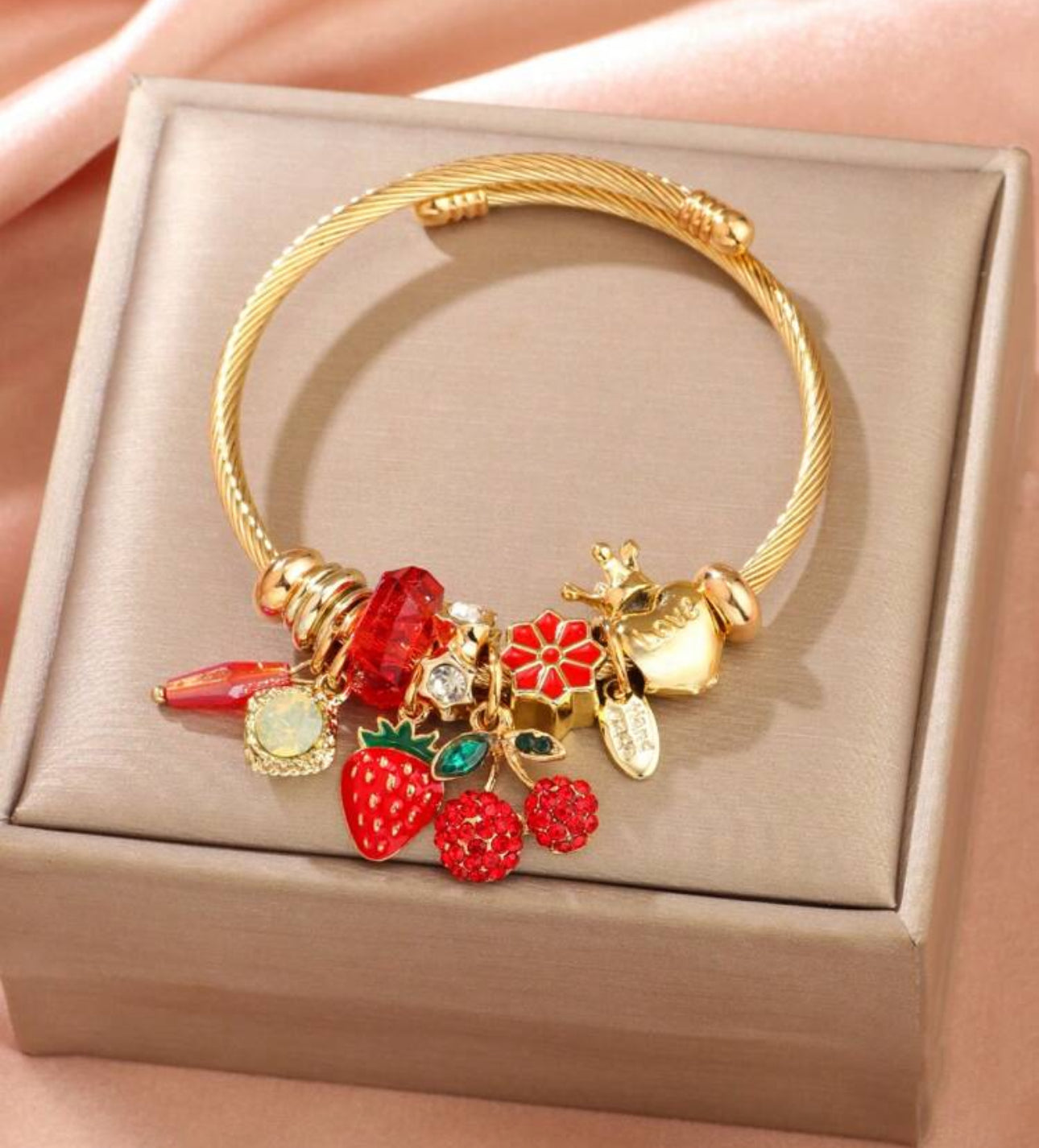 Red cherry bangle