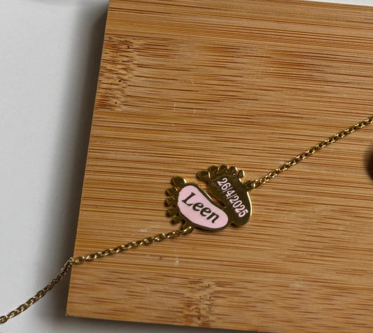 Tiny steps  bracelet