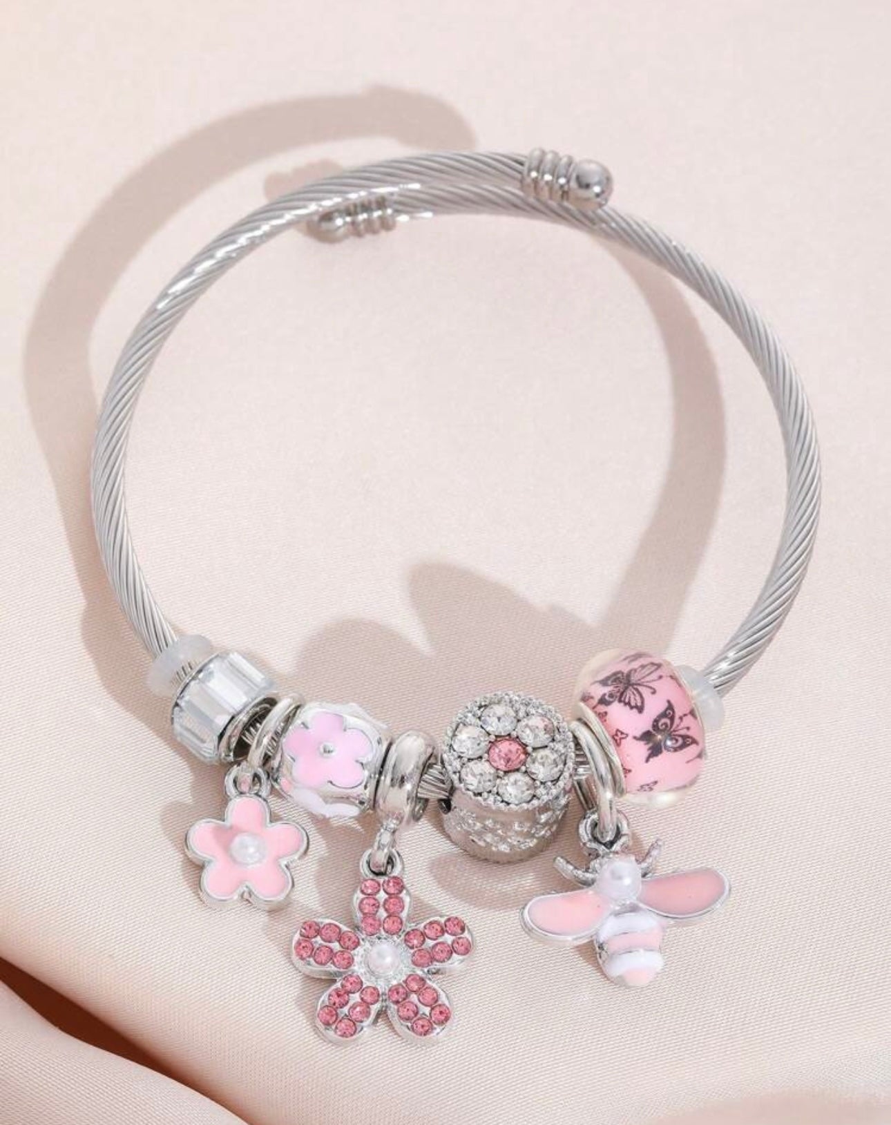 Bee bangle