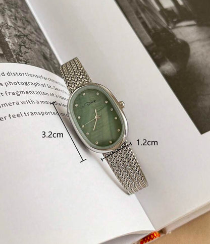 21design oval shaped watch