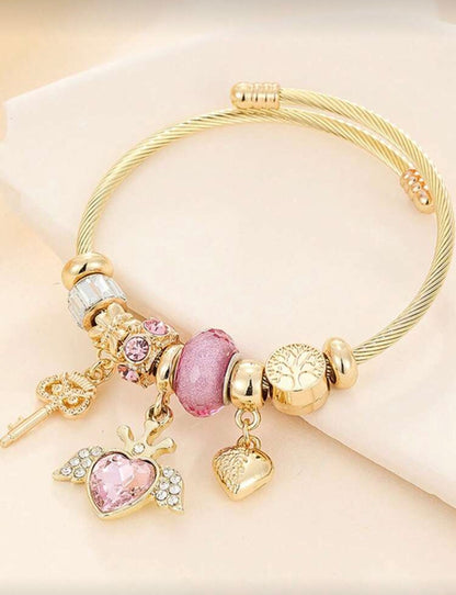 Green heart Charms bangle