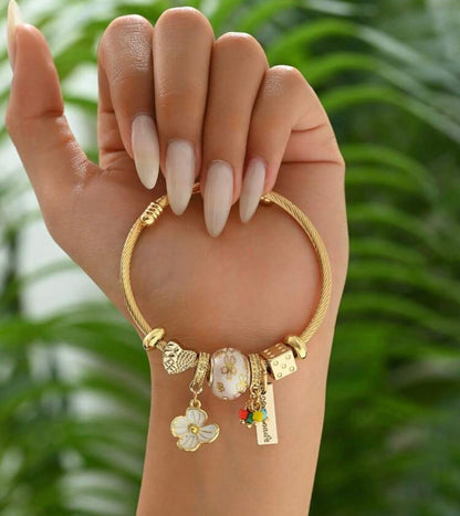 White flower bangle